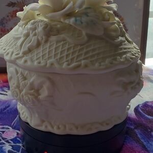 Elegant Cream Floral Earrings